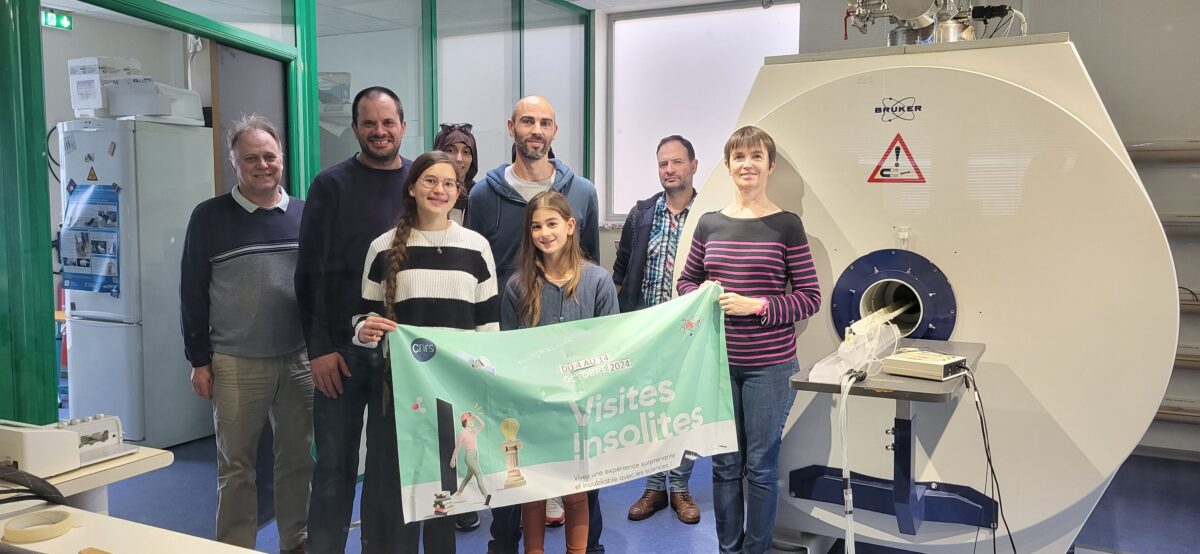 “Les Visites Insolites du CNRS”, 9 visiteurs ont vécu un moment unique sur la plateforme IRM du CBM
