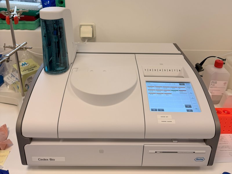 photometric analyzer Cedex Bio (Roche)